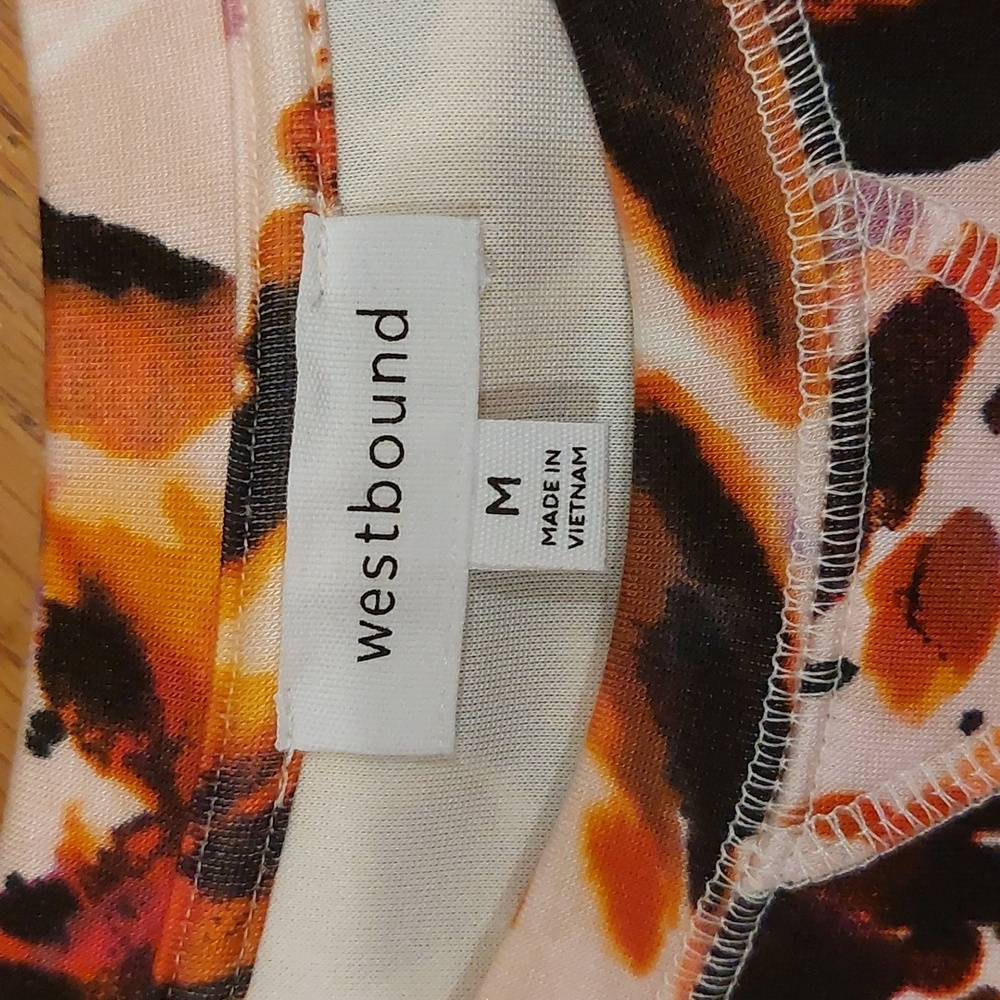 Womens' Multicolor Patterned Top - Picture 2 of 9
